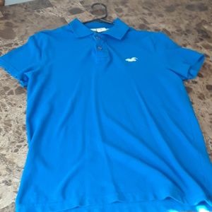 Men's polo style Hollister shirt
